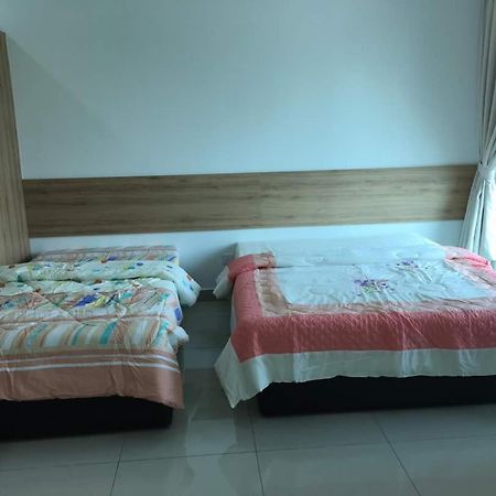 Studio Apartment Cyberjaya Near Bus Terminal Esterno foto